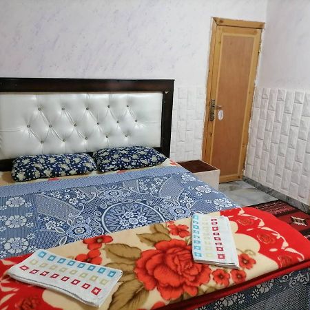 Guest House Hazem Al Azraq ash Shamālī エクステリア 写真